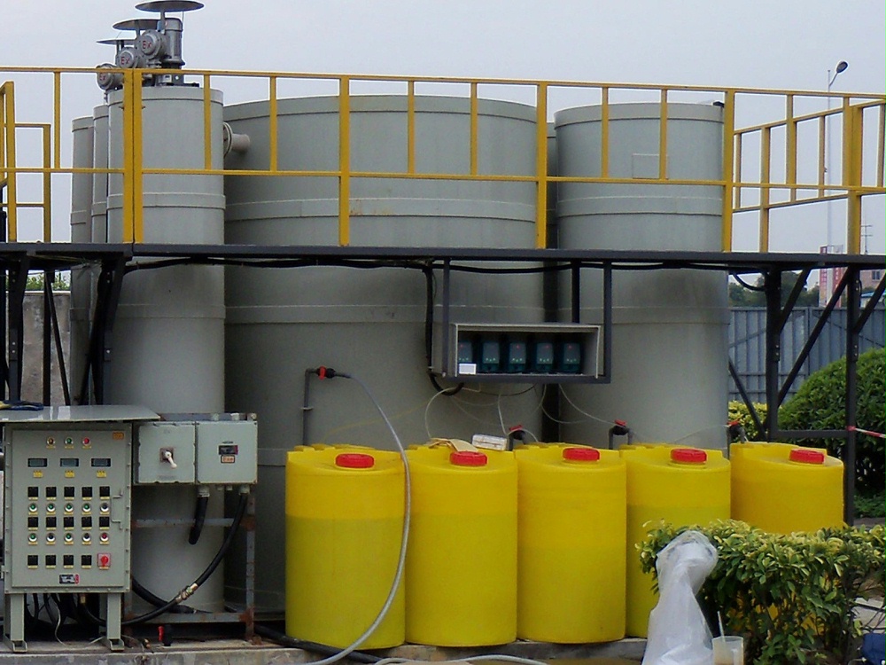 自動(dòng)加藥裝置 污水處理加藥裝置-三人行環(huán)境