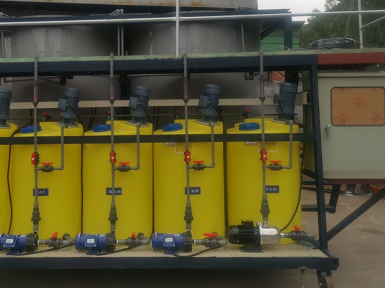 全自動加藥設(shè)備 自動加藥器-三人行